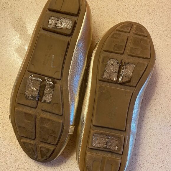 Michael Kors Sz 3 Gold Saffiano Ballet Flats - Picture 13 of 15